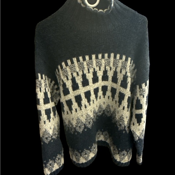 Levi's Cream and Blue Crewneck Sweater Nordic Design - Picture 1 of 7